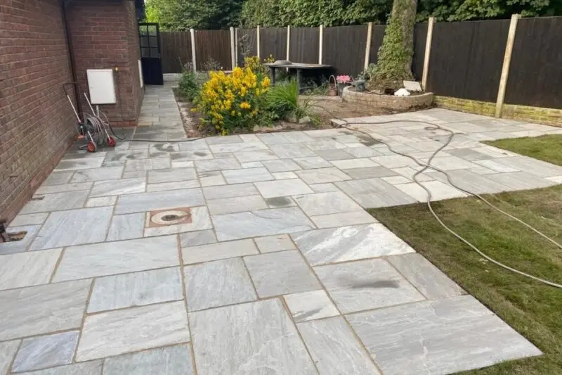 Patios Flint