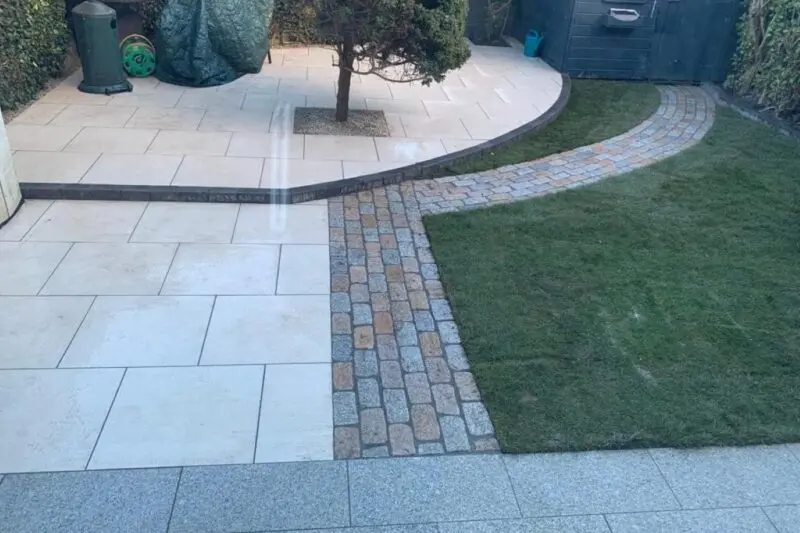 Patios Flint